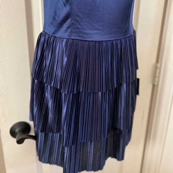 Elevating Evening Navy Blue Strapless Tiered Plisse Dress - Picture 7 of 8